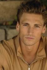 Watch Abducted: Fugitive for Love Gomovies