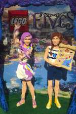 Watch LEGO Elves: Secrets of Elvendale Gomovies