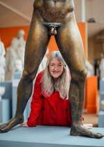 Watch Mary Beard's Shock of the Nude Gomovies