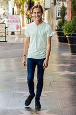 Watch Hollywood Medium Gomovies